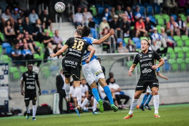 SJK:n Jarkko Hurmeen ja Anders Bååthin taistelu ei riittänyt Rovaniemellä. KUVA: JOUNI PORSANGER