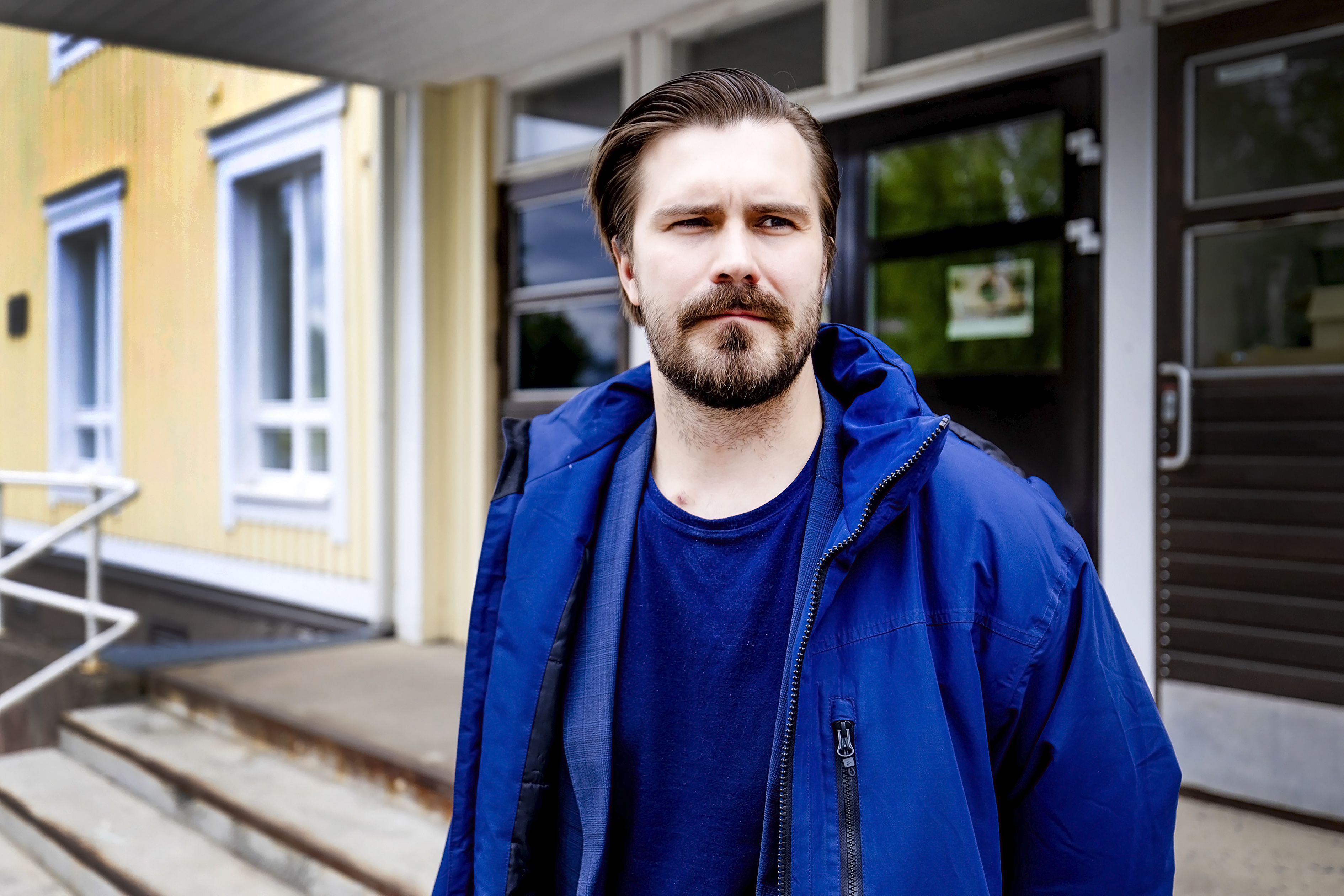 Vimpelin  kunnanjohtajan perhe ilmahälytysten keskellä Dubaissa – ”Syvän rauhan aika on tullut tiensä päähän"