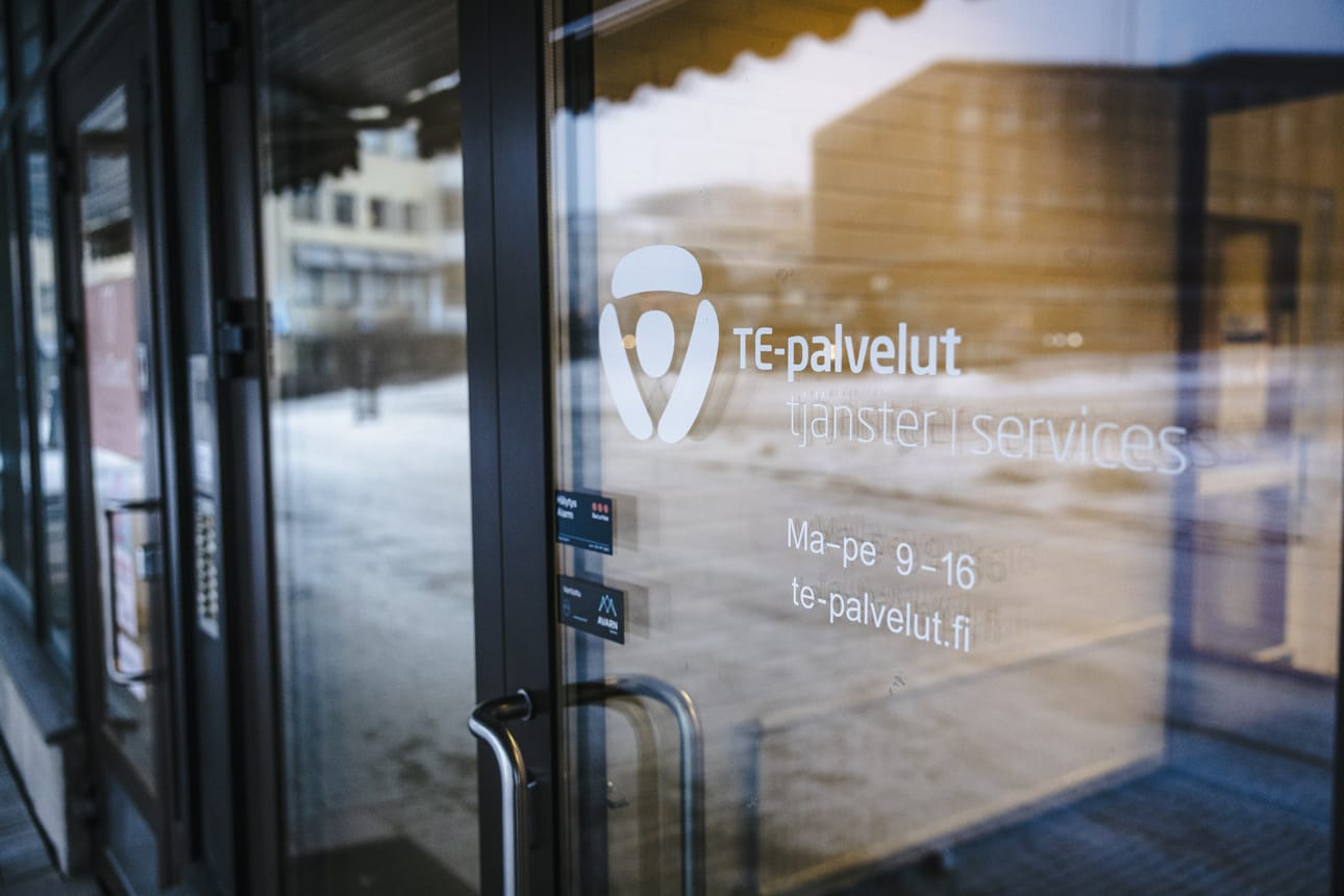 Kirjoittaja anoo suomalaista työelämää vaivaavan hyvinvointipuhe.