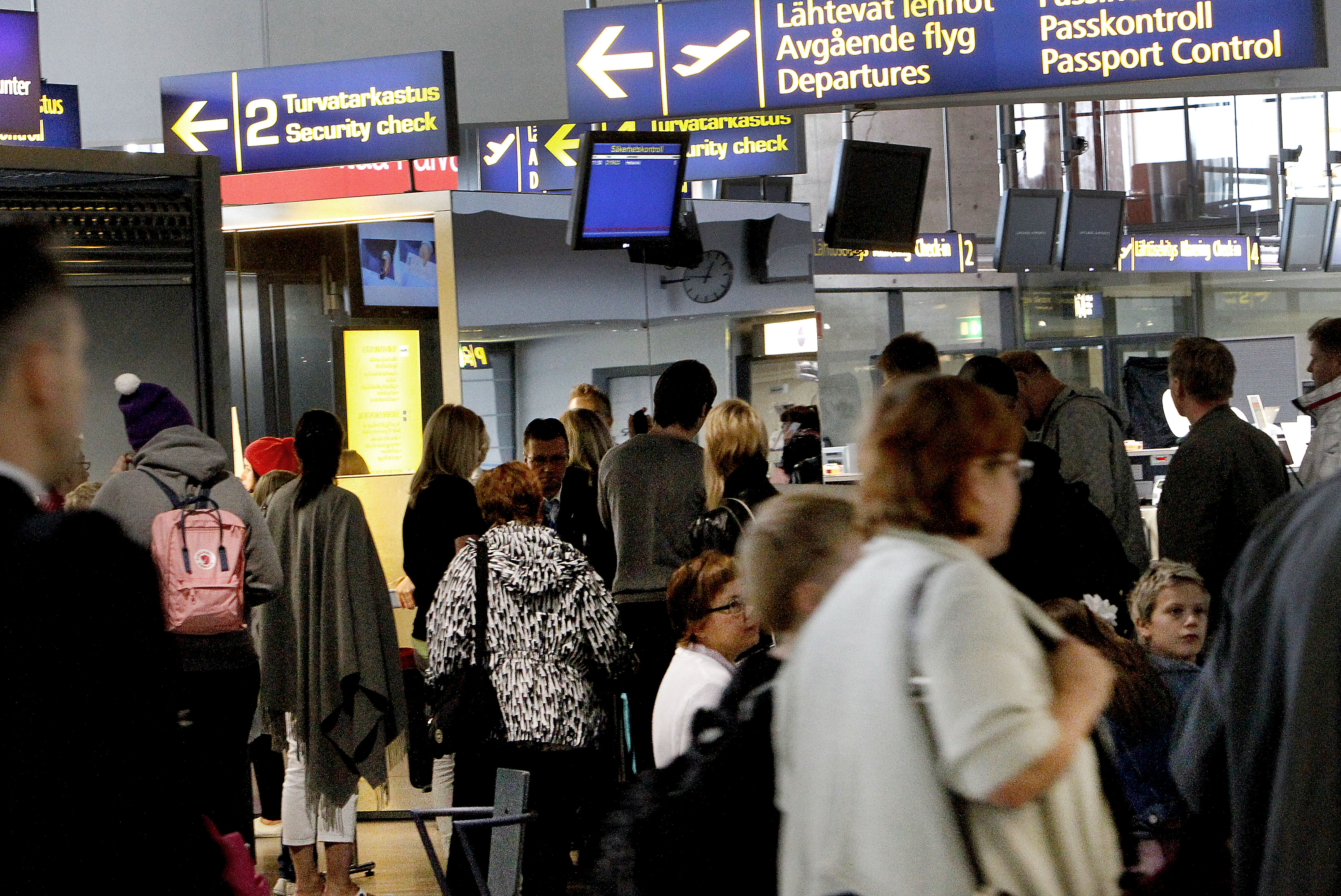 Finavia palkittiin Vuoden lappilainen matkailuteko -palkinnolla, luksusmatkoja Lappiin tarjoavalle yritykselle kunniamaininta