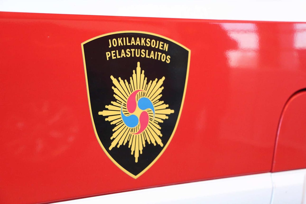 Kiinni jäänyt tulisijan pelti aiheutti tarkistuskäynnin ja tuuletuksen Oulaisissa tiistaina myöhään iltapäivällä.