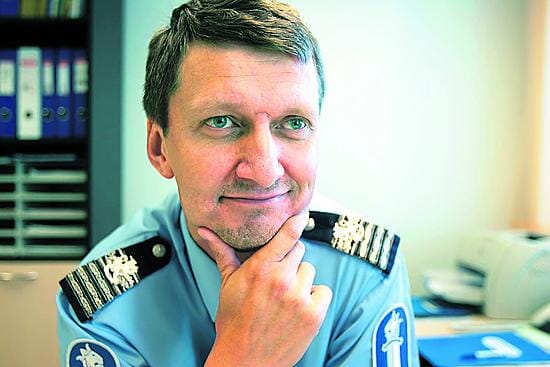Poliiisipäällikkö Arto Karnarannan mukaan Pudasjärvi on kaikesta huolimatta turvallinen asuinpaikka.