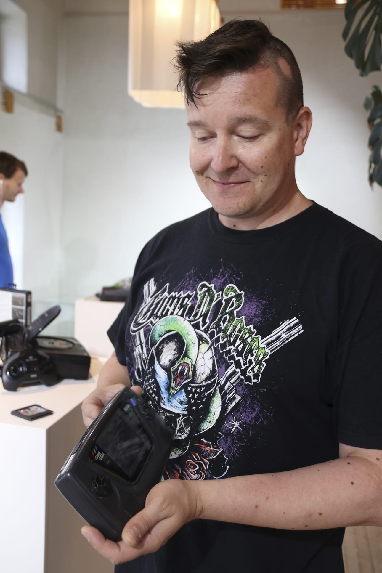 Jari Kurolan omistamista pelikoneista koottu näyttely koostuu eri-ikäisistä pelikoneista.