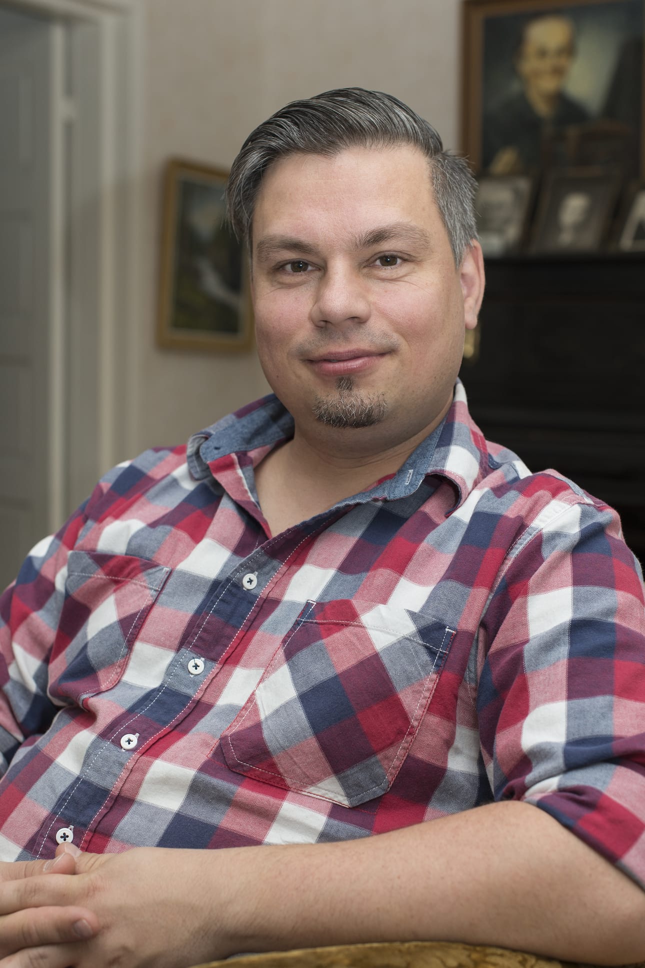 Tommi Kinnunen harrasti Kuusamon Näyttämössä teatteria koko nuoruutensa.