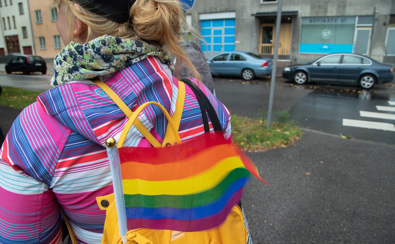 Milla Alanko erottui hyvin Helsingin sateisilla kaduilla.