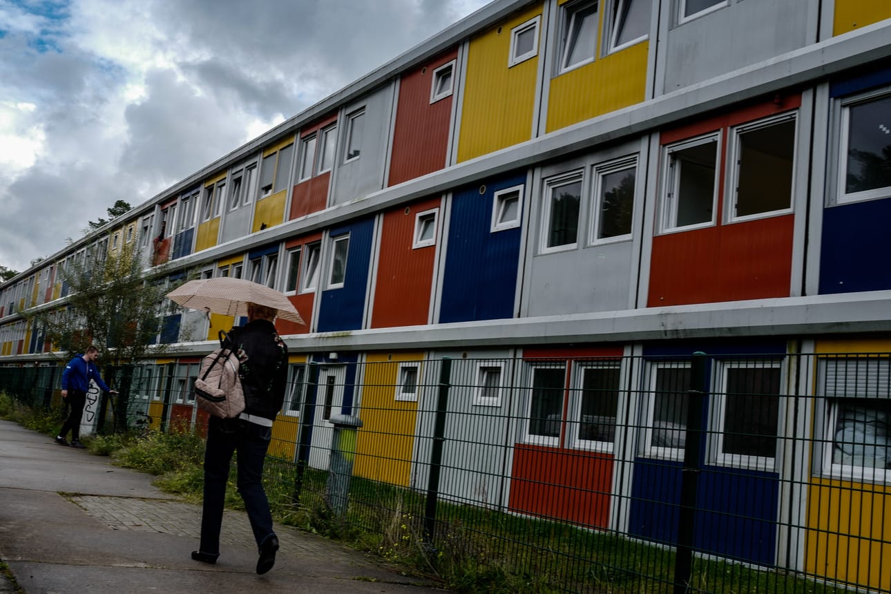 Neljä miljoonaa ukrainalaista on paennut EU-maihin sodan alkamisen jälkeen. Kuvassa pakolaisille tarkoitettuja asuntoja Berliinissä.