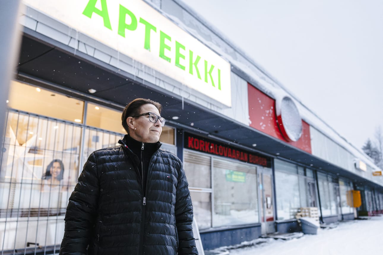 Korkalovaaran apteekki Rovaniemellä sulkeutuu helmikuun alussa. Apteekkari Aki Pitkänen sanoo, että sulkemisen taustalla on toiminnan muuttuminen kannattamattomaksi.