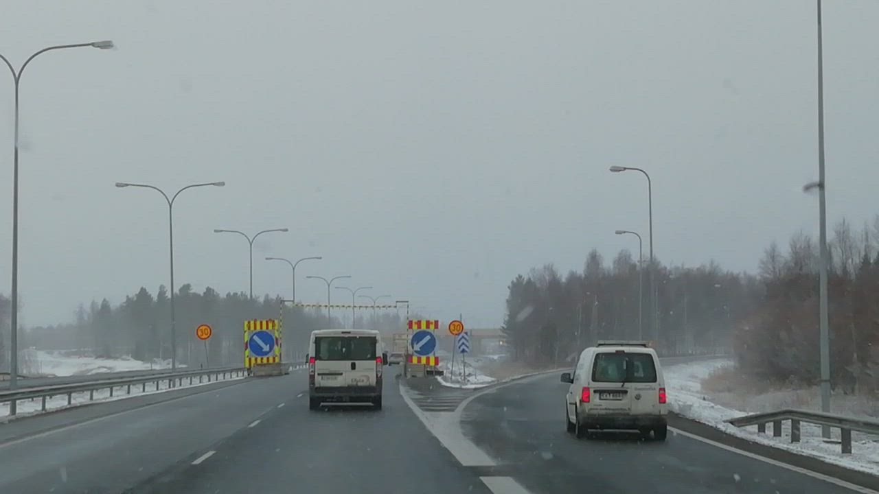 Pyryttää, takatalvi taitaa tulla