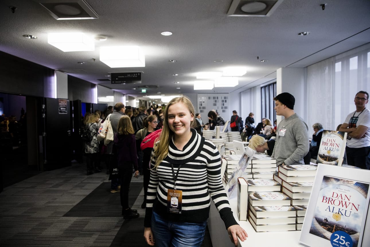 Karin Westerlundista oli hurja kokemus, kun oma suosikkikirjailija katsoi lavalta suoraan silmiin.