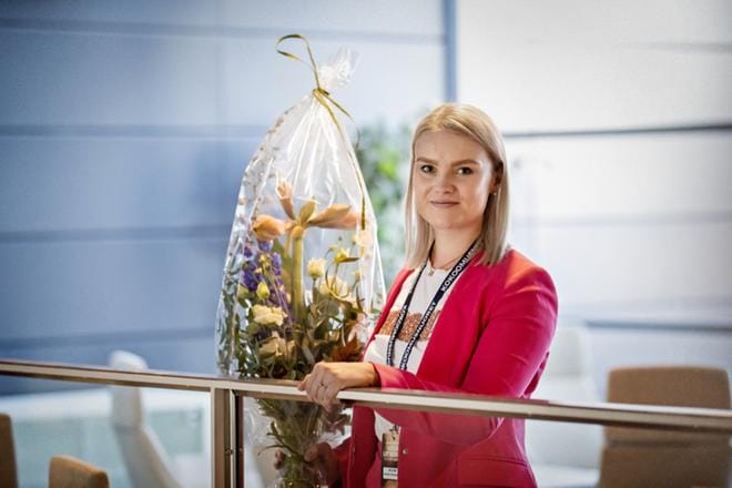 Ida Leino valittiin lauantaina Seinäjoella Kokoomusnuorten liittokokouksessa järjestön puheenjohtajaksi kaudelle 2022–2023. KUVA: TANJA KORPELA
