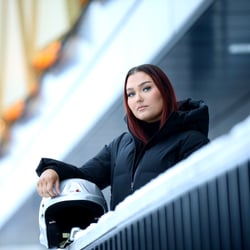 Oululainen Aino Riipinen haluaa menestyneiden naiskartanlukijoiden joukkoon – "En ole tullut harrastelemaan"