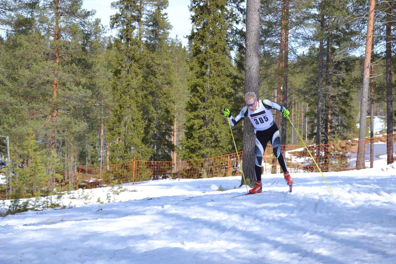 Kokenut hiihtäjä Esa Mursu voitti Taivalvaaran pääsiäishiihdot.