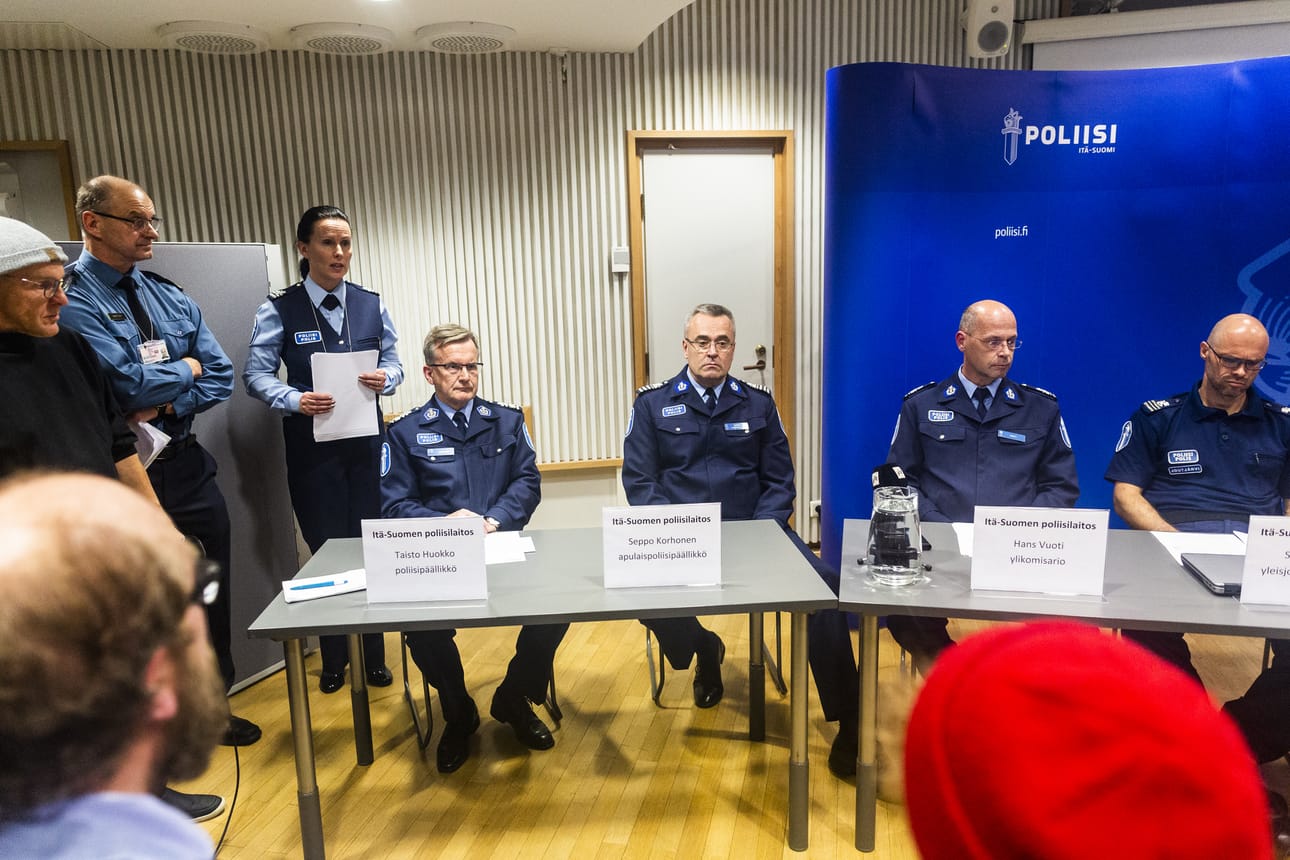 Itä-Savon poliisi piti tiedotustilaisuuden Kuopion tapahtumista tiistaina.