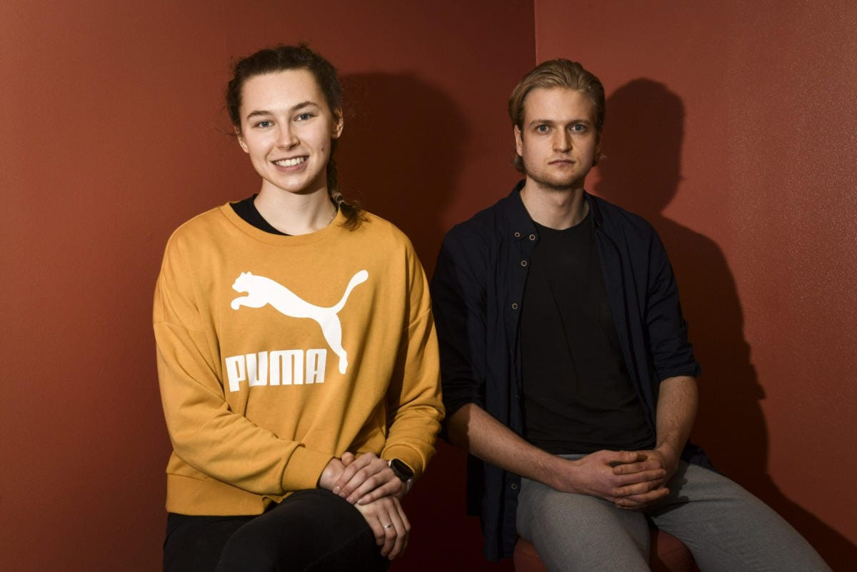Suomalaiset yleisurheilijat perustivat etujaan ajamaan Yleisurheilijat ry:n. Kuvassa puheenjohtaja Ella Junnila (vas.) ja varapuheenjohtaja Topias Koukkula. LEHTIKUVA / Emmi Korhonen