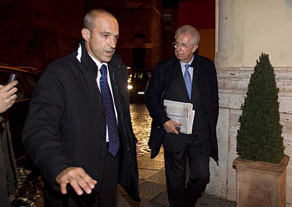 Italian uudeksi pääministeriksi veikataan Mario Montia, joka on aiemmin toiminut muun muassa EU-komissaarina.