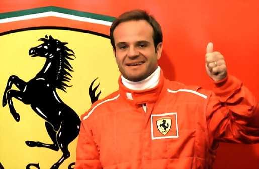 Ferrarin Rubens Barrichello saa sakot hyvästä ajostaan.
