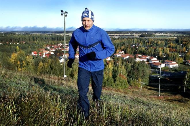Jouppilanvuoren rinteet ovat Juho Yli-Krekolalle tuttuja harjoitusmaastoja, joissa hän on treenannut useita kertoja mielilajiansa ylämäkijuoksua. KUVA: JOUKO HÄNNINEN