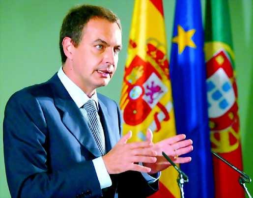Räväkkä pääministeri. Jose Luis Rodriquez Zapateroa ylistetään omien piirissä ja kritisoidaan ankarasti opposition puolella.