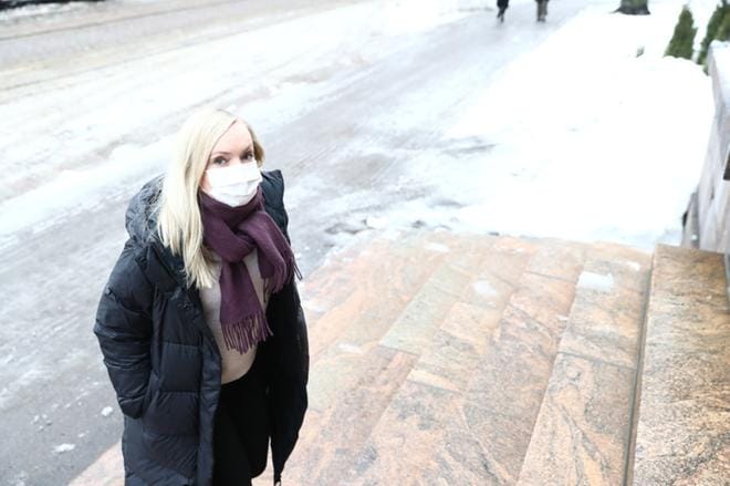 Vihreiden puheenjohtaja, sisäministeri Maria Ohisalo osallistui hallituksen koronaneuvotteluihin Säätytalossa maanantaina. KUVA: Arttu Laitala