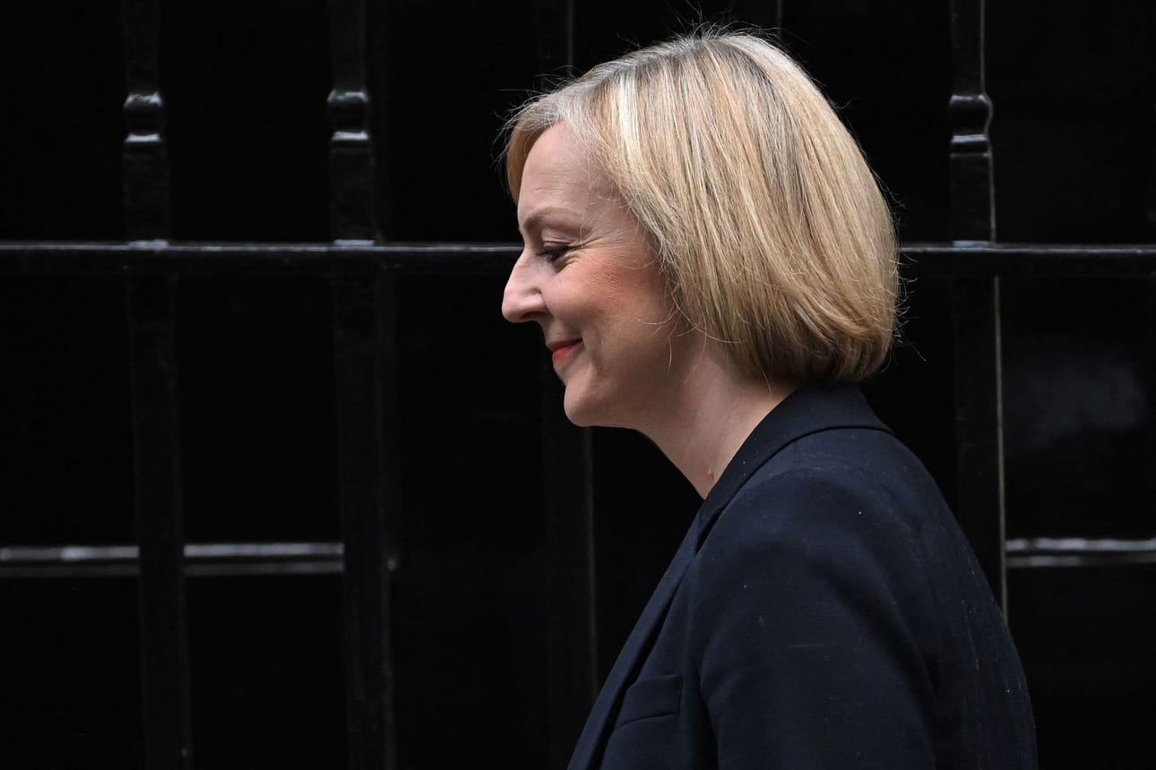 Pääministeri Liz Trussia on hiillostettu tänään Britannian parlamentissa. LEHTIKUVA/AFP