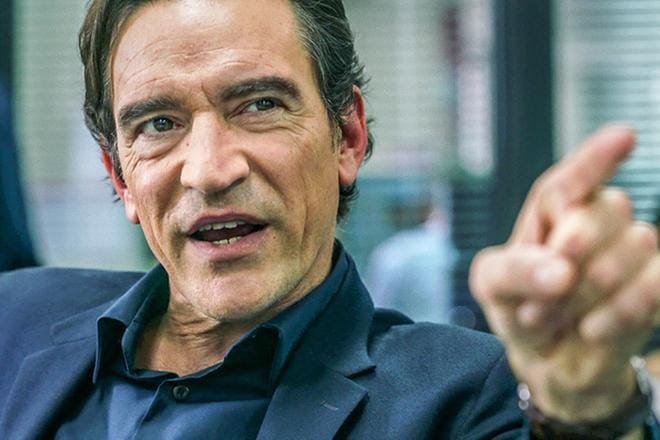 Ben Chaplin esittää uudessa sarjassa räväkän brittilehden häikäilemätöntä päätoimittajaa Duncan Allenia.