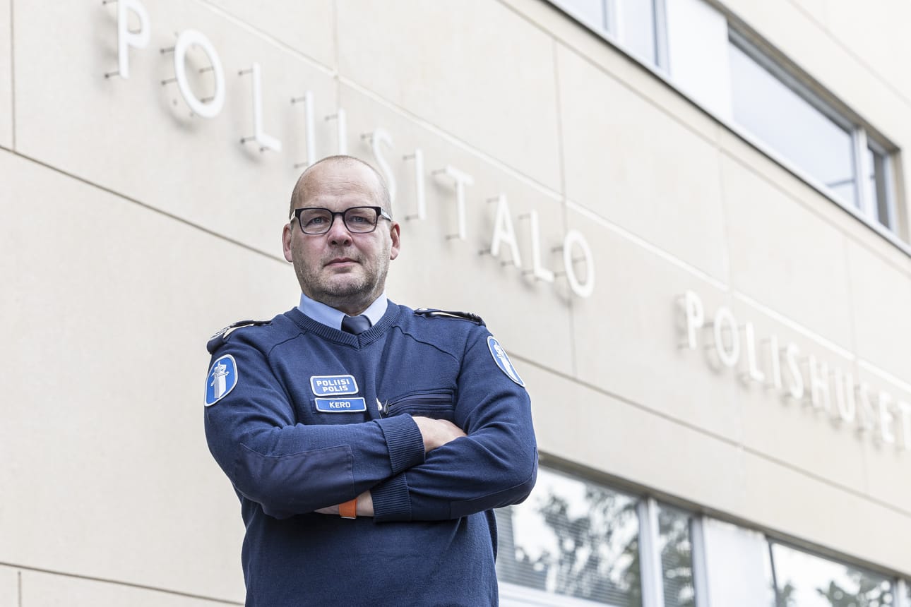 Ankkuritiimin tutkinnanjohtaja, rikoskomisario Jukka Kero kertoo kuulleensa itseään viisaampien suusta monesti, että yksi vanhempien tärkeimmistä tehtävistä on tuottaa lapsille pettymyksiä. Se on Keron mielestä hyvä ohjenuora, koska vanhemmat ovat lastensa kasvattajia, eivät ohjelmatoimistoja.