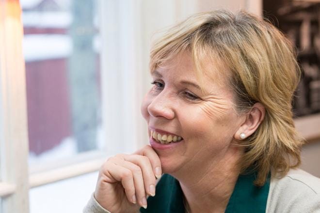 RKP:n puheenjohtaja Anna-Maja Henriksson on iloinen siitä, että vain harva kunta haki kielikokeiluun. KUVA: PAULA KASKIMAA