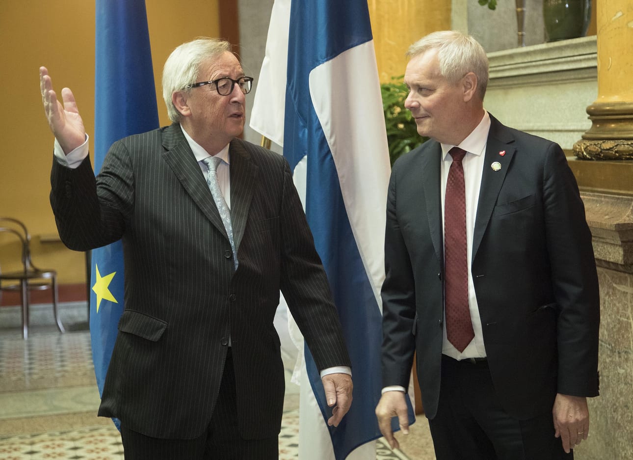 Jean-Claude Juncker (vas.) on tyytyväinen Antti Rinteen hallituksen kunnianhimoisiin ilmastotavoitteisiin.