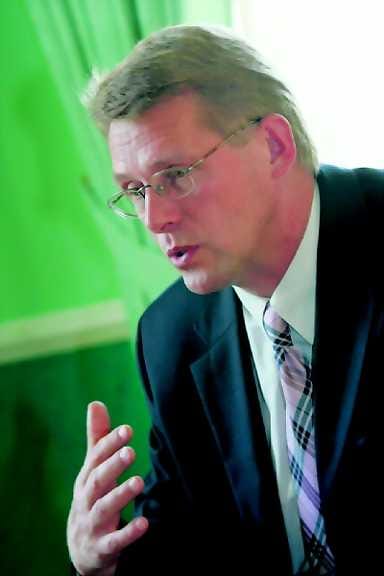Matti Vanhasen mukaan Venäjä ei muodosta Suomelle sotilaallista uhkaa.