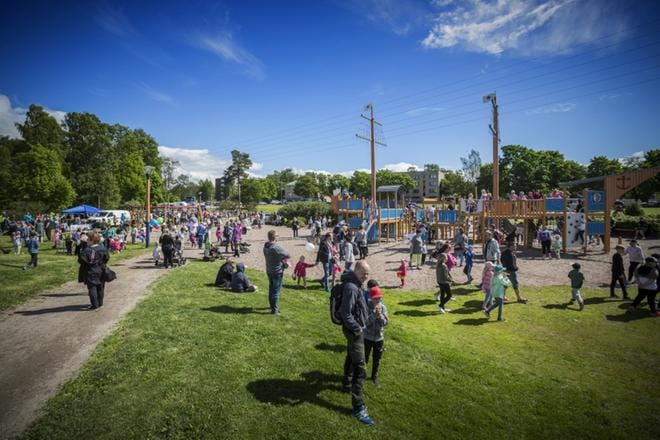 Toimituksen tekemässä verkkokyselyssä Laivapuisto saa kehuja vaasalaisilta. Inspiraation kyselyyn antoi tuore tutkimus, jonka mukaan vaasalaiset ovat erityisen tyytyväisiä kaupungin leikkipuistoihin. KUVA: SELMA PAAVOLA