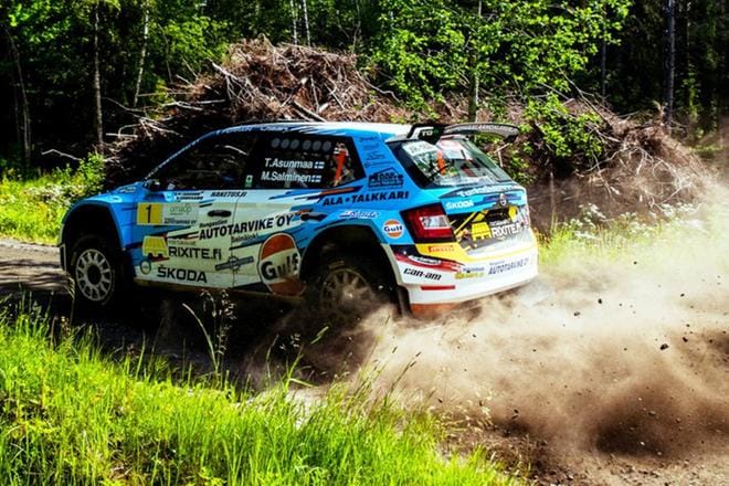 Alavutelainen Teemu Asunmaa kaasutteli kolmanneksi viikonloppuna ajetussa Pohjanmaan rallissa. Kuva: Niklas Hampinen