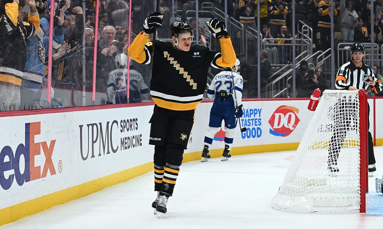 Pittsburgh Penguinsin suomalaishyökkääjä Jesse Puljujärvi pelasi ensimmäistä kertaa kuukauteen. Arkistokuva. LEHTIKUVA/AFP