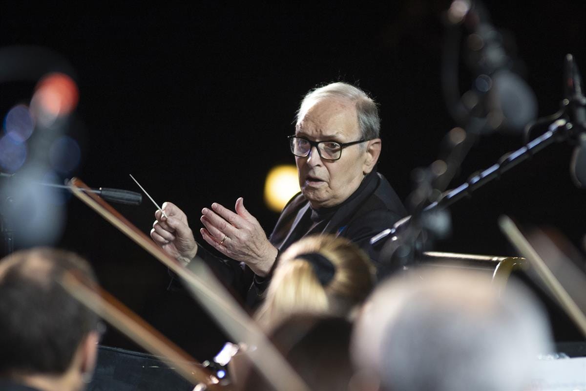 ”Ne kaikki ovat lapsiani, sävellykseni”, sanoo Ennio Morricone Giuseppe Tornatoren ruhtinaallisesti palkitsevassa ja liikuttavassa dokumentissa.