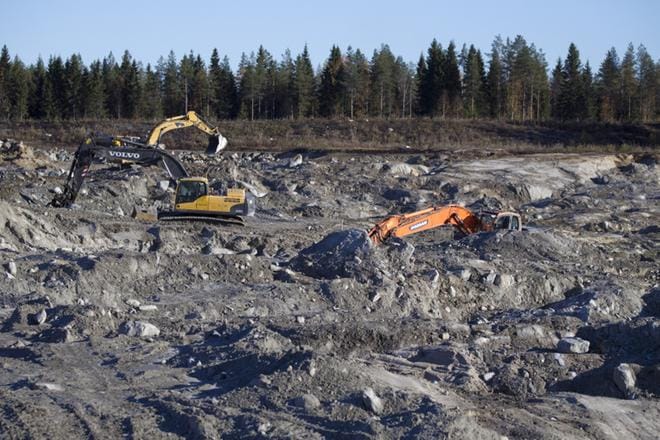 Käsittelyyn tulevassa kansalaisaloitteessa esimerkiksi ehdotetaan, että kaivosmineraalit määriteltäisiin osaksi valtion omistuksia. KUVA: Juha Neuvonen