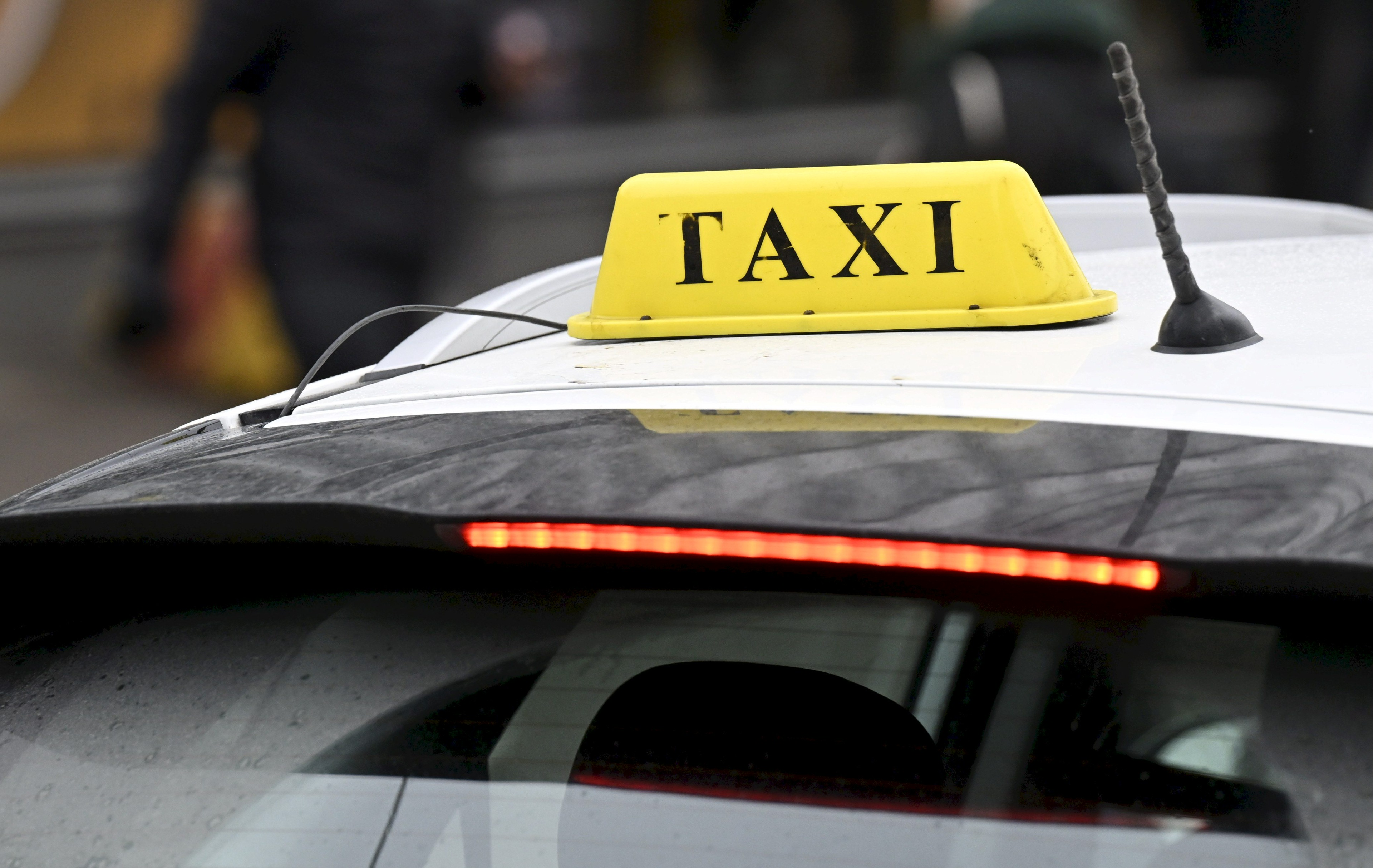 Taksiliikennettä valvottiin Oulun seudulla viime perjantaina.