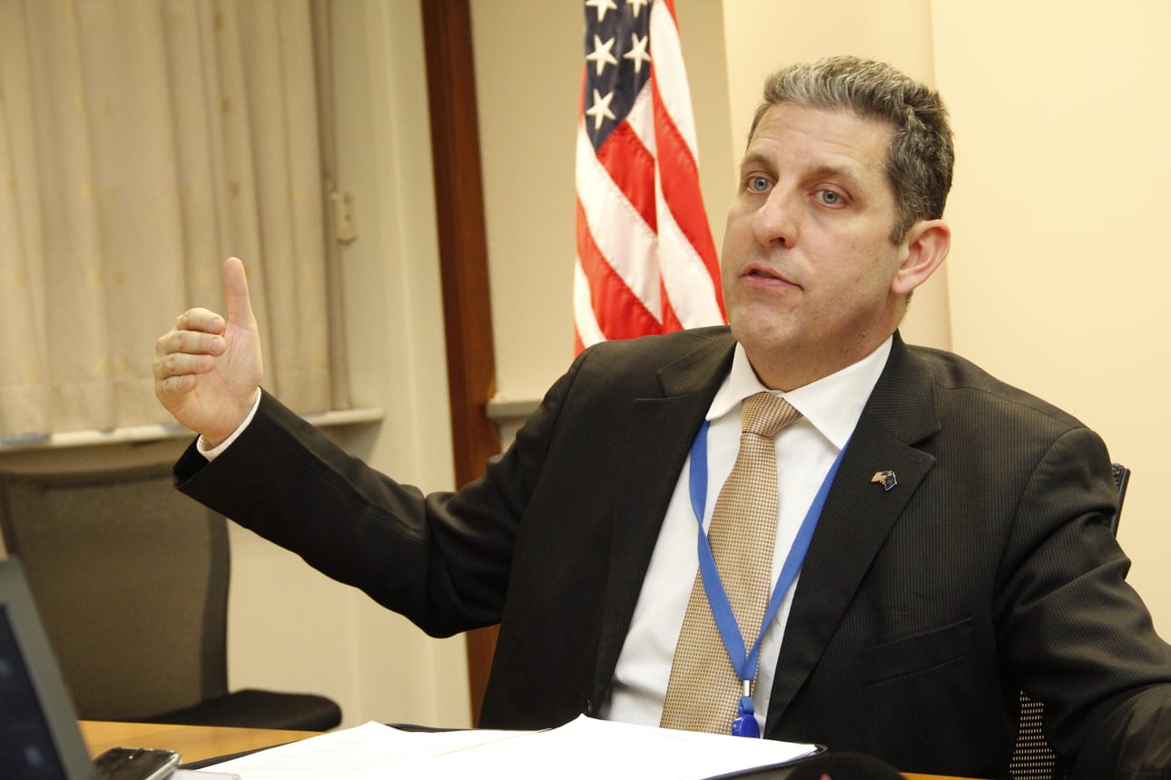 Naton Jack Hillmeyer painottaa, että uusien toimien seurauksena Yhdysvallat kaksinkertaistaa Euroopan suojaksi asettamiensa taisteluvalmiiden prikaatien määrän.