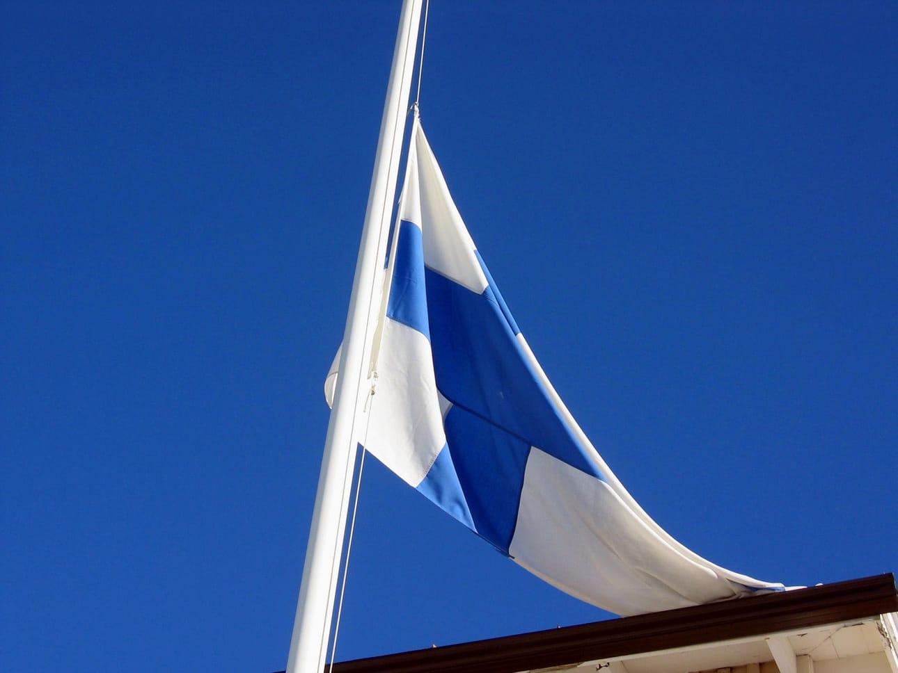 Tänään Tyrnävän kouluissa järjestetään suruliputus.