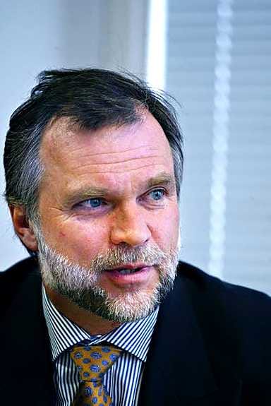 EK:n Leif Fagernäsin tuoretta vaatimusta eläkeiän hilaamisesta 67 vuoteen on työntekijäjärjestöissä pidetty asiattomana ja huonosti ajoitettuna.