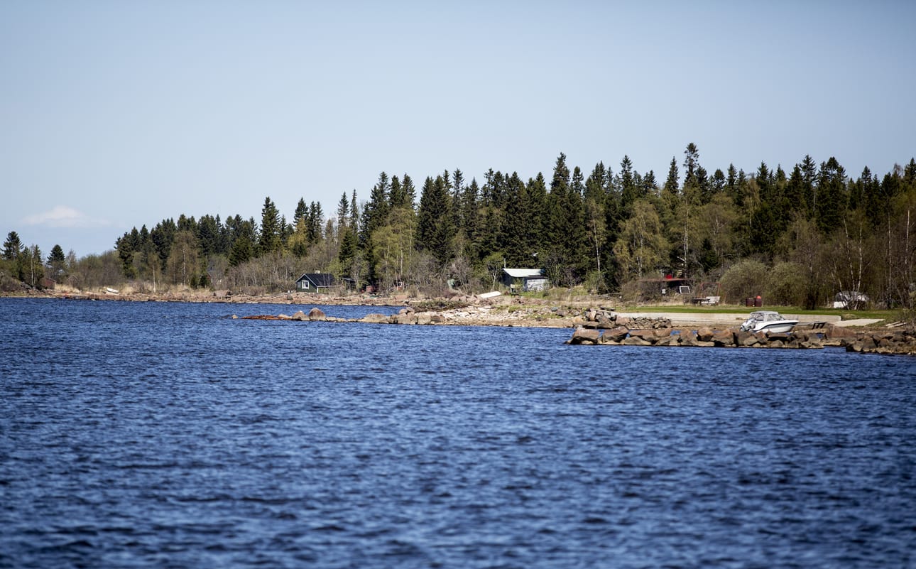 Muun muassa rantatonttien kiinteistöjen omistajien pitää huolehtia siitä, että heidän jätevesijärjestelmänsä vastaavat uutta jätevesilakia ensi vuoden lokakuun loppuun mennessä. Toistaiseksi Raahessa lupahakemuksia jätevesijärjestelmän päivittämiseksi on tehty vain muutamia.