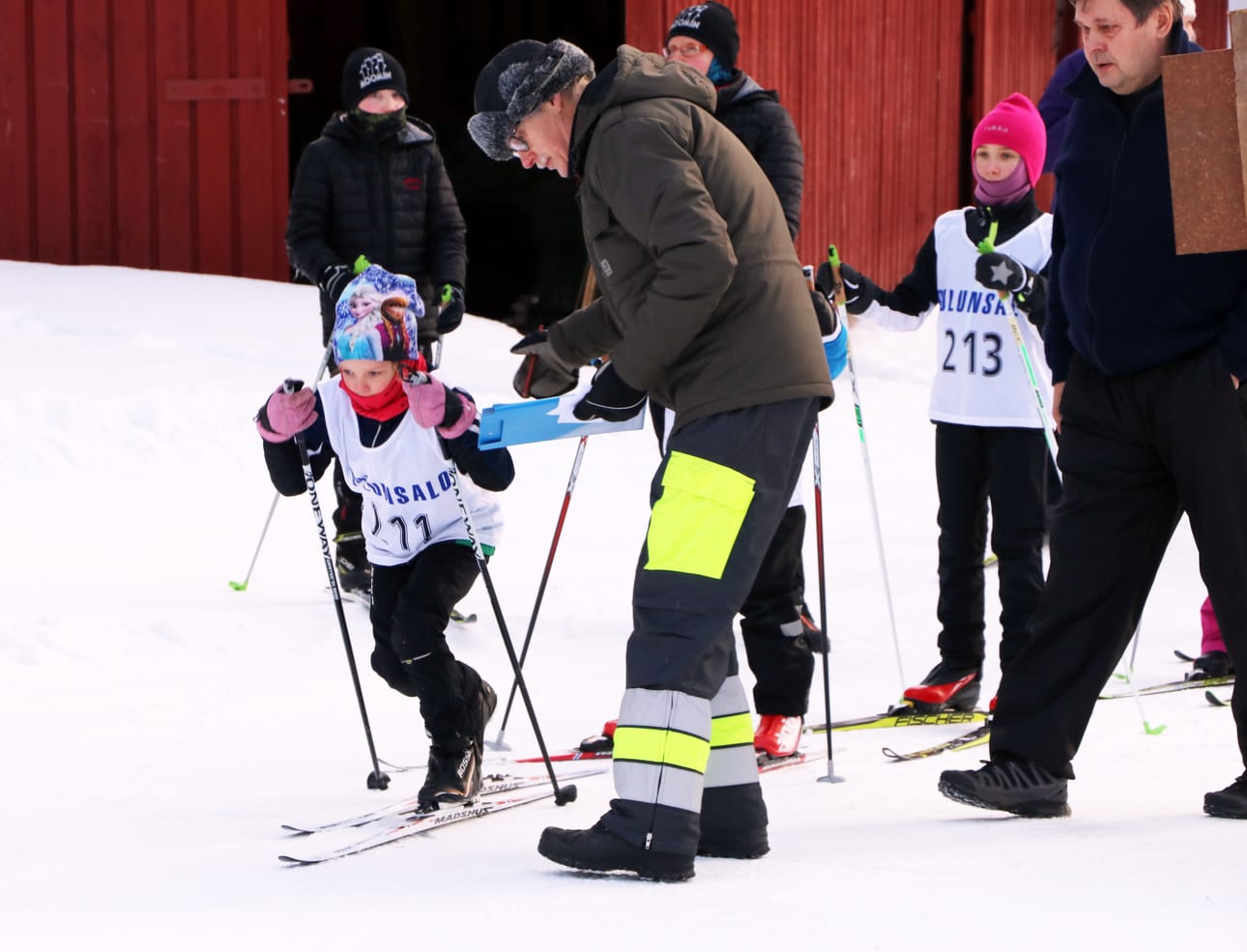 Eevi Juka otti vauhdikkaan lähdön.