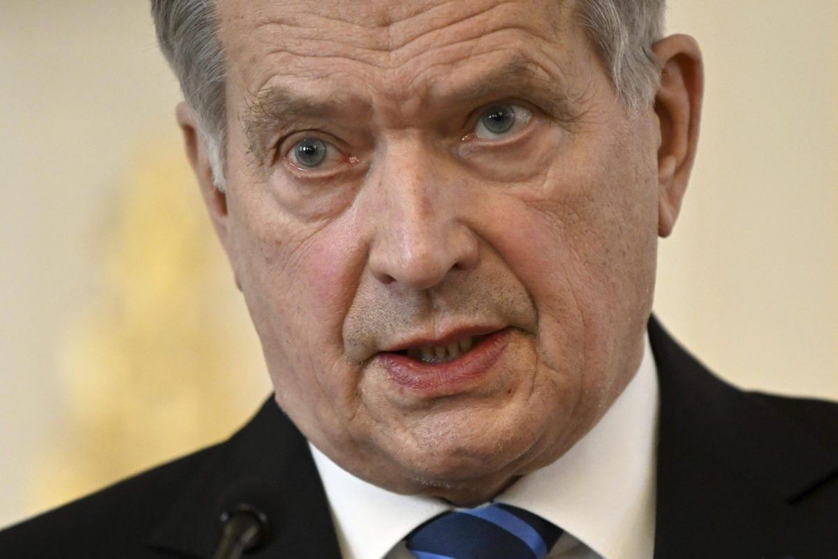 Niinistö kävi puhelinkeskustelun Putinin kanssa viime perjantaina. LEHTIKUVA / ANTTI AIMO-KOIVISTO