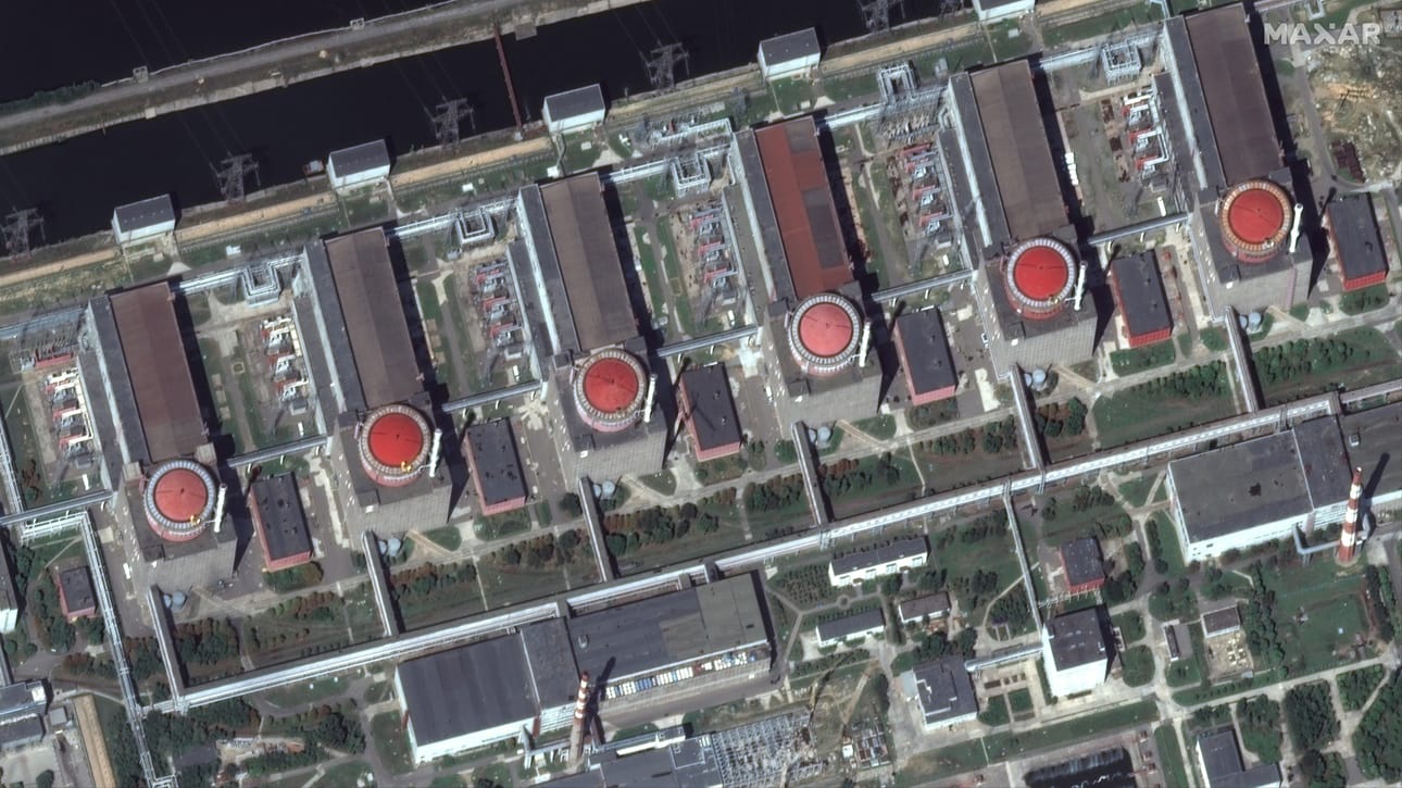 Venäjän joukkojen käsissä oleva Ukrainan Zaporizhzhjan ydinvoimala satelliittikuvassa elokuun 19. päivänä.