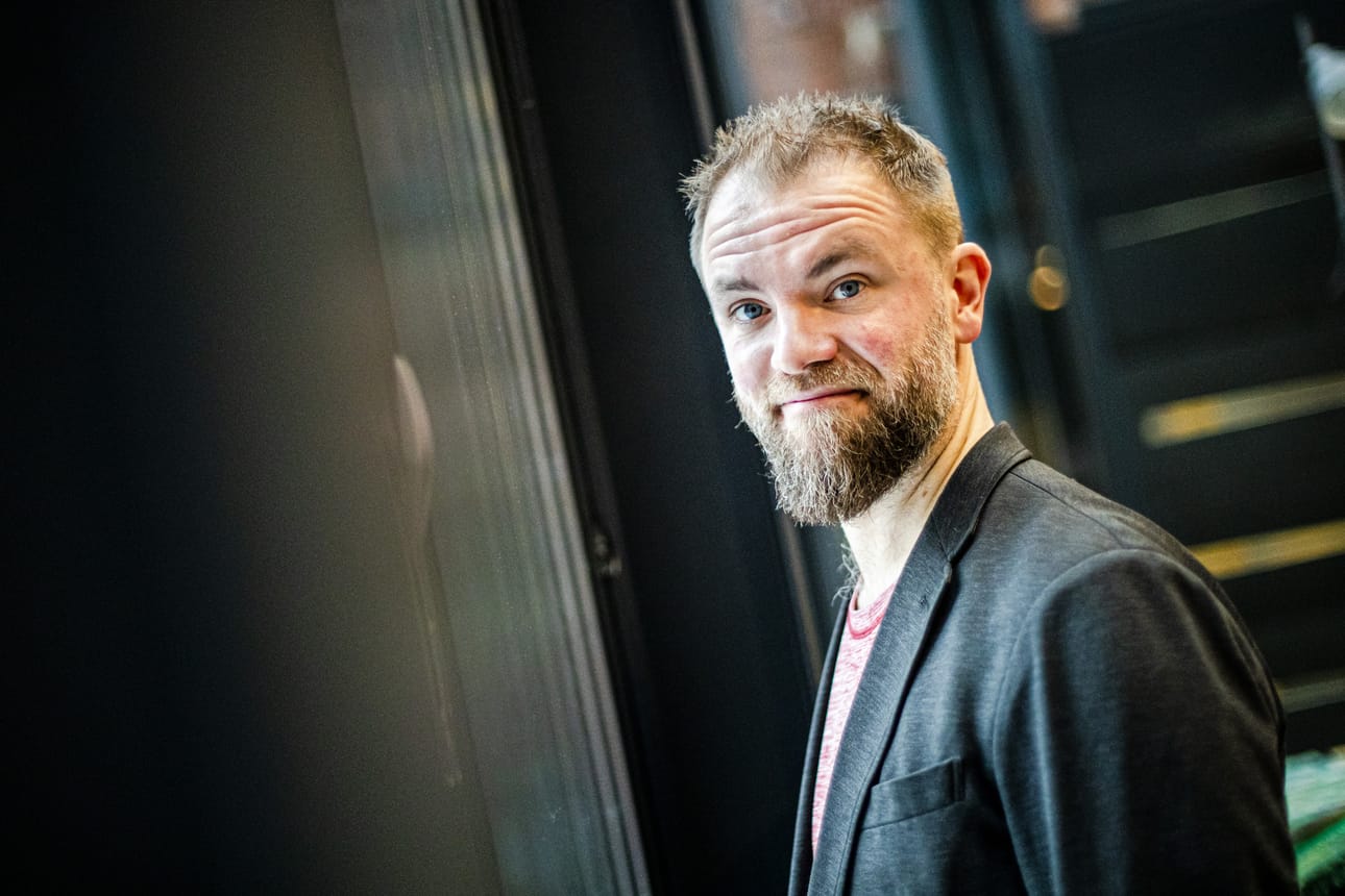 Tomas Djupsjöbacka vastaanotti kamariorkesterin historian todennäköisesti pisimmät aplodit.