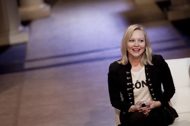 Taina Latvala kirjoitti päähenkilökseen 50-vuotiaan pohjalaismiehen, joka kaipaa takaisin lakeuksille. KUVA: JAAKKO ELENIUS
