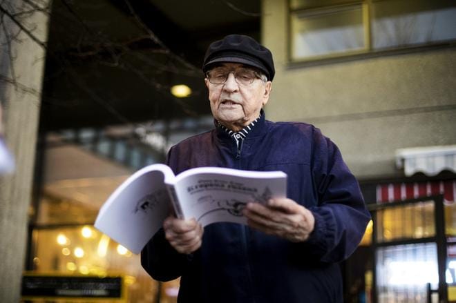 FT Osmo Rinta-Tassi sanoo, että eteläpohjalainen kulttuuri- ja murrealue on poikkeuksellinen yhtenäinen ja teräväpiirteinen. Rinta-Tassi on toimittanut laajan murresanakirjan, joka esittelee Etelä-Pohjanmaan ja erityisesti Kurikan murteen syntyä sekä selittää yli 10 000 murresanaa. KUVA: KRISTA LUOMA