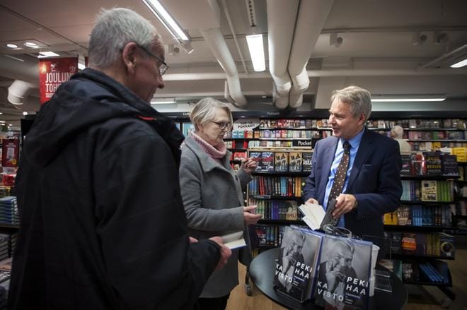 Vihreiden Pekka Haavisto kävi Vaasassa eilen maanantaina. Kuva: Jarno Pellinen