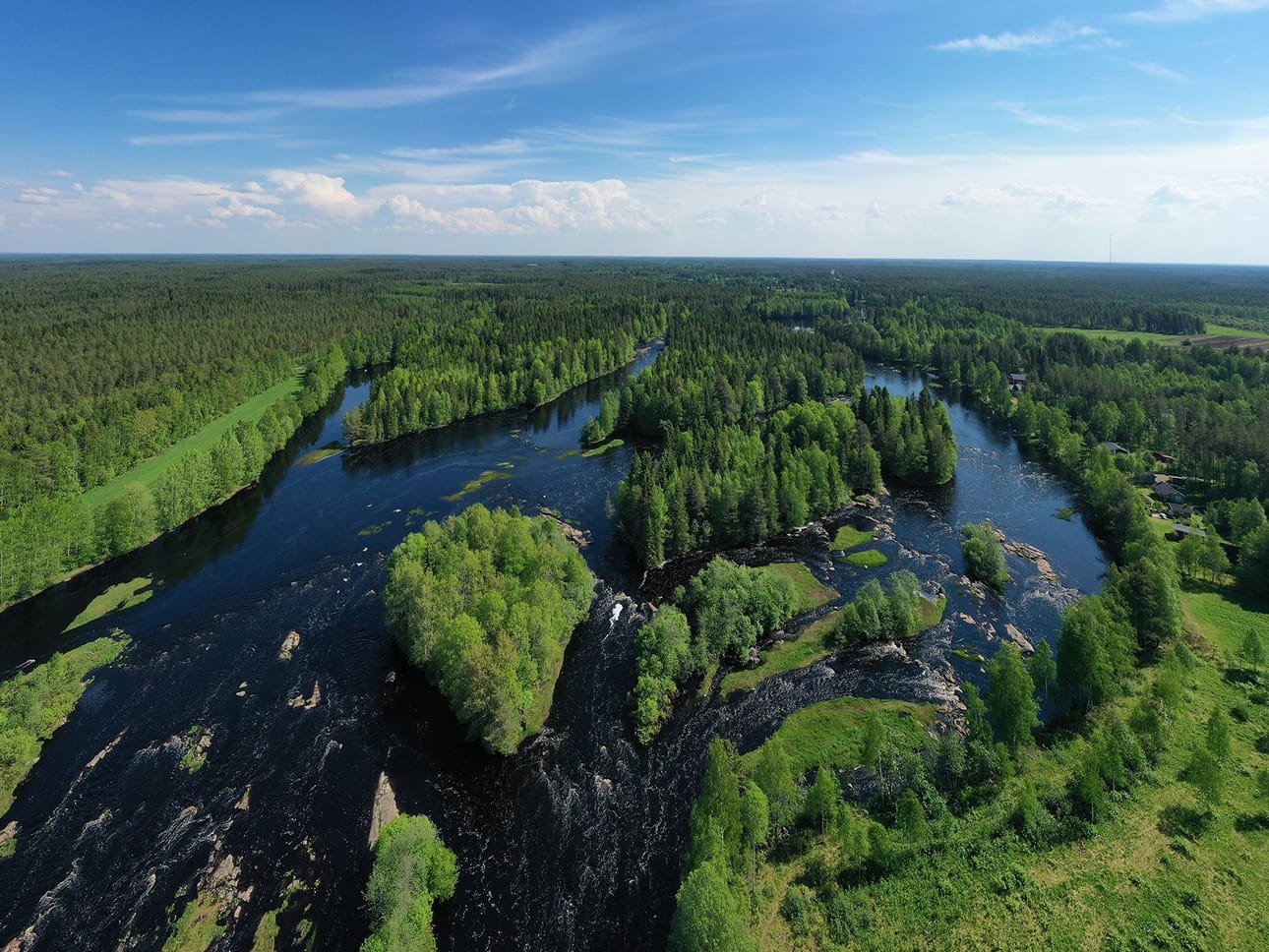 Climate Clock yhdistää taiteen, tieteen ja luonnon näkökulmia ja tarkastelee ajan kokemusta sekä ilmastonmuutosta kuuden pysyvän julkisen taideteoksen kautta.