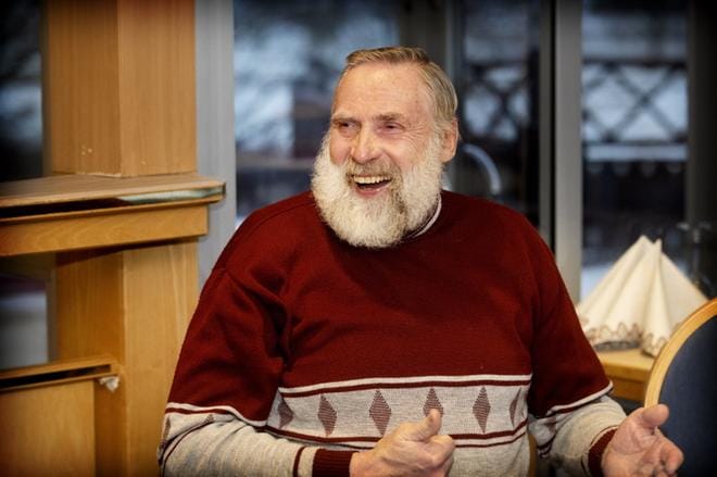 Juha Mieto kertoo elävänsä elämänsä neljättä luppovaihetta, jolloin ei ole enää kiire minnekään ja saa olla oman elämänsä herra. KUVA: JOUKO HÄNNINEN