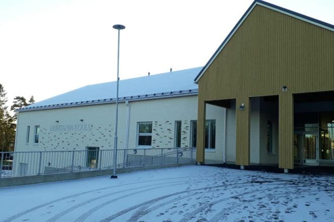 Liuhtarin koulu on mitoitettu 180 alakouluoppilaalle, 30 esikouluoppilaalle ja 32 erityiskoulun oppilaalle. Urakoitsijana toiminut YIT Suomi Oy luovutti kohteen kaupungille 27. marraskuuta. Kuvat: Riina Rintamäki/Lapuan kaupunki