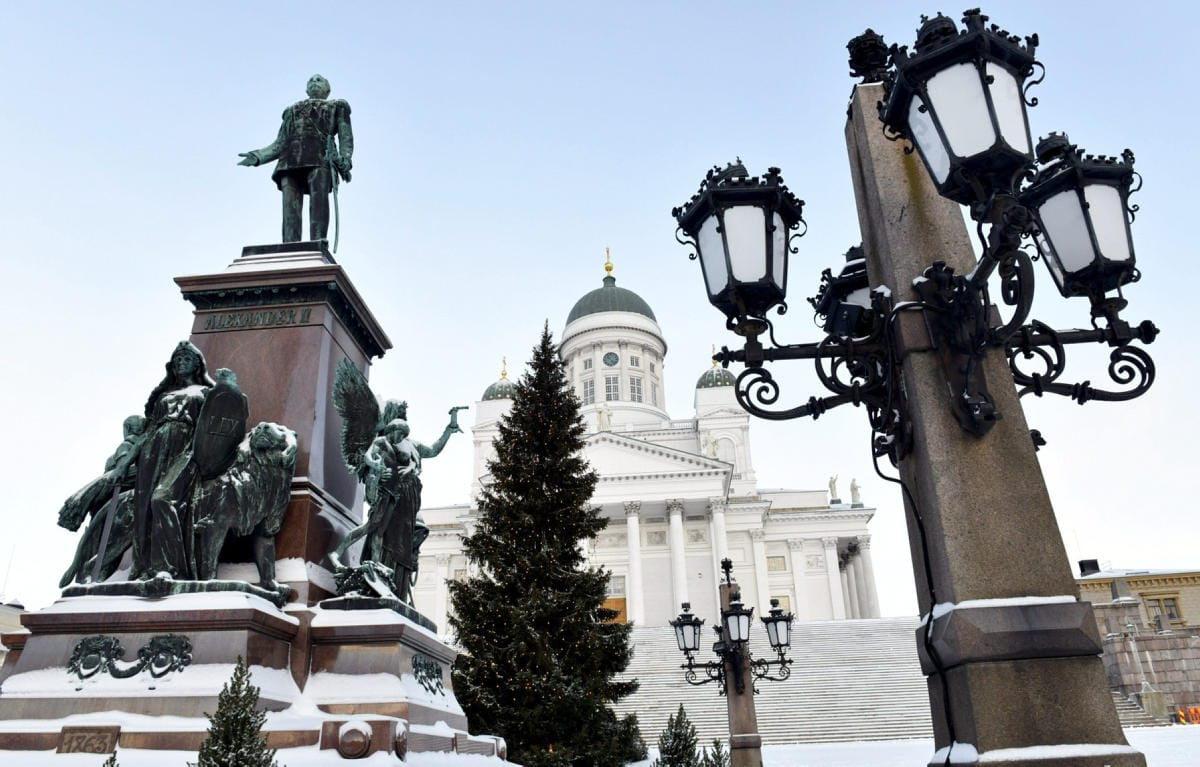 Poliisin johtokeskuksen mukaan Helsingissä joulunvietto on ollut erittäin hiljaista etenkin keskusta-alueilla. LEHTIKUVA / HEIKKI SAUKKOMAA